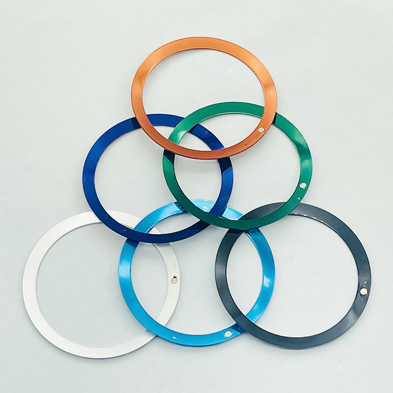 36.5mm Curved Aluminum Watch b - Reel Case recensie en prijs
