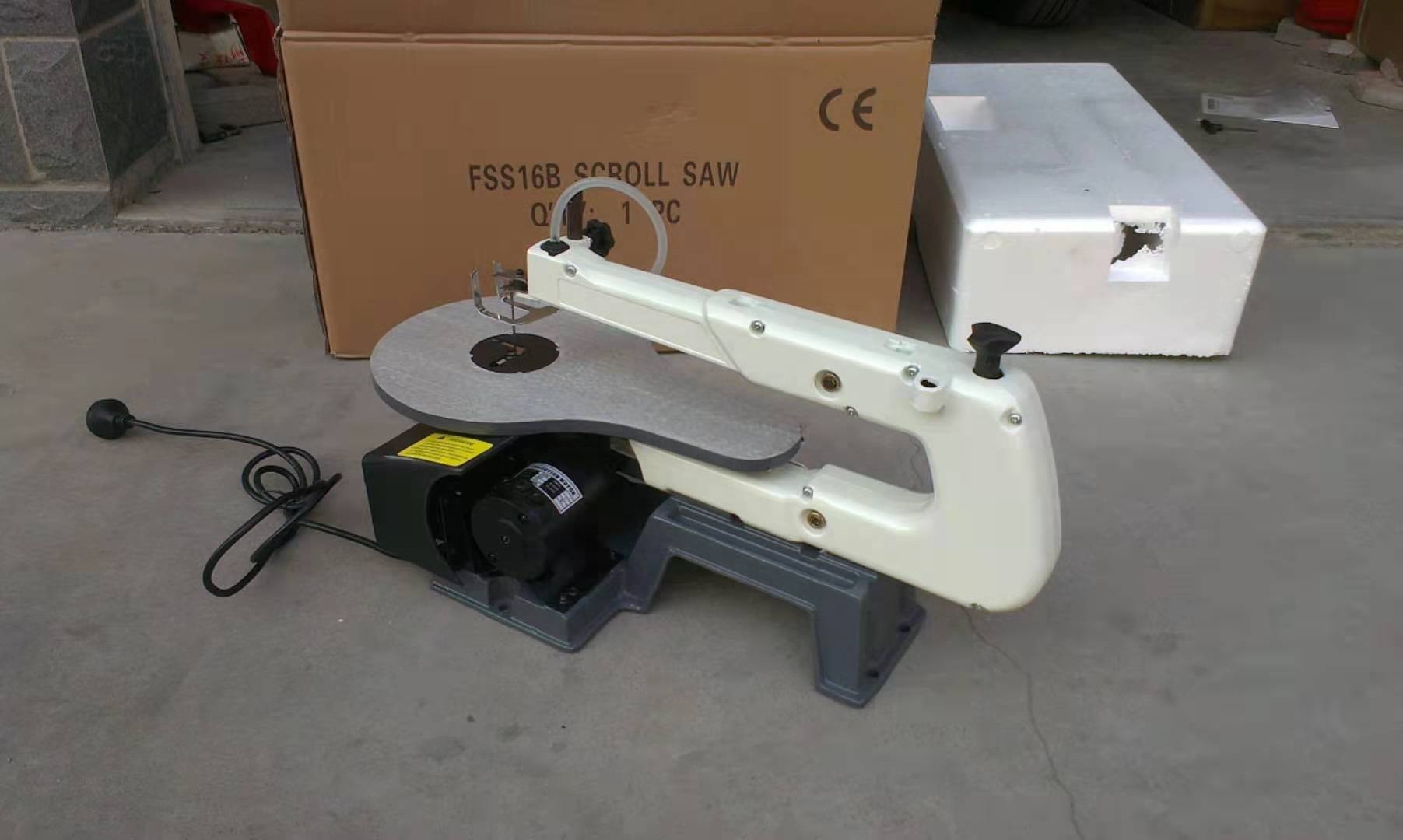 Wood Cutting Industrial Deskto - Electric Reel recensie en prijs